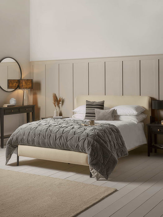 Ulka Bed - Kingsize