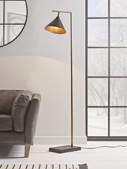 Ivar Floor Lamp