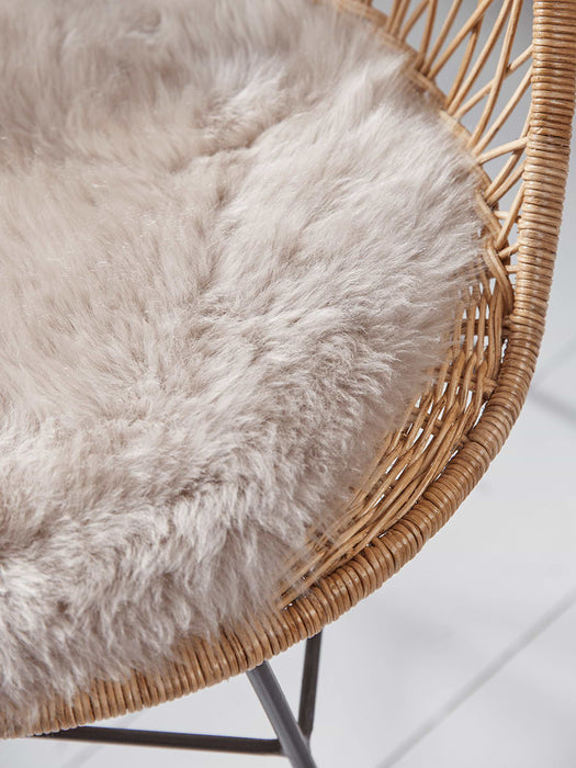 Sumptuous Sheepskin Seat Pad - Oyster