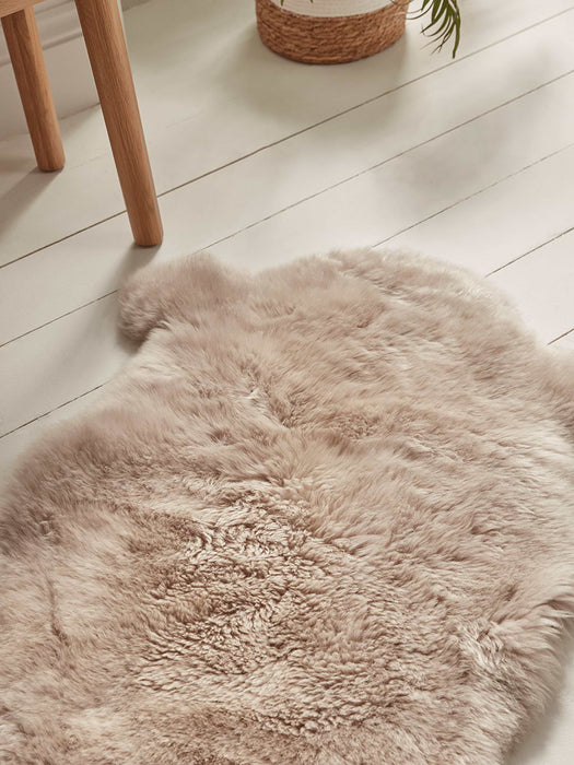 Sumptuous Sheepskin Single Rug - Oyster