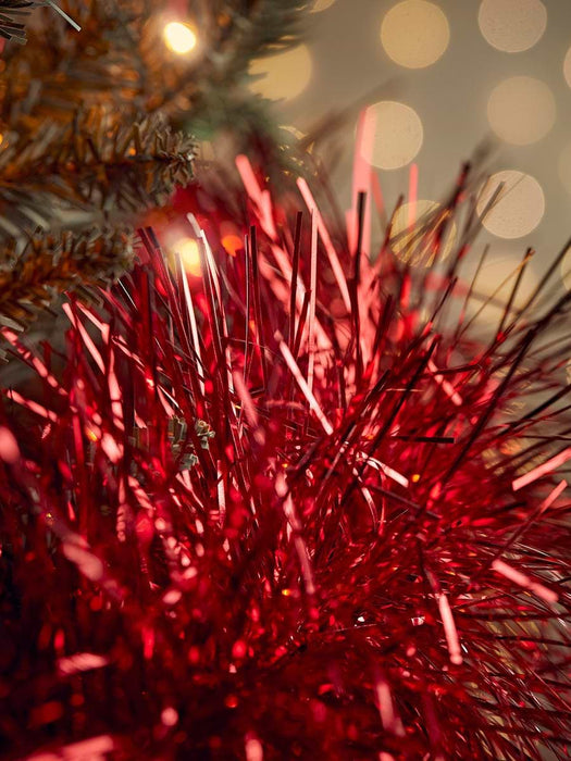 Sumptuous Tinsel Garland - Festive Red
