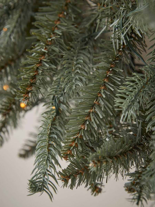 Dusky Pine Pre-Lit Wreath