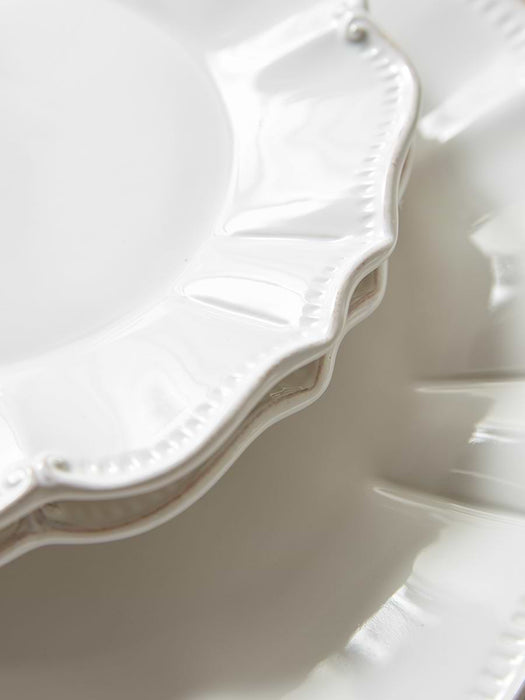 Twelve Abrey Dinnerware set