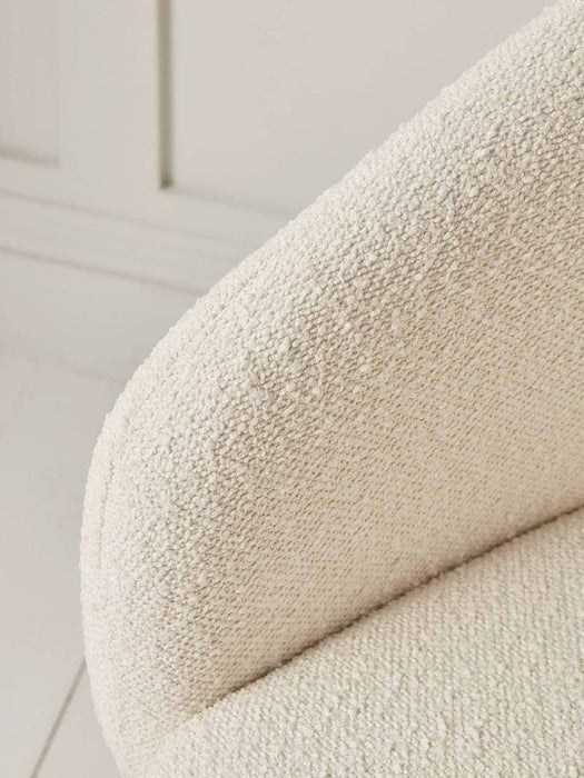 Bouclƒ© Tub Chair