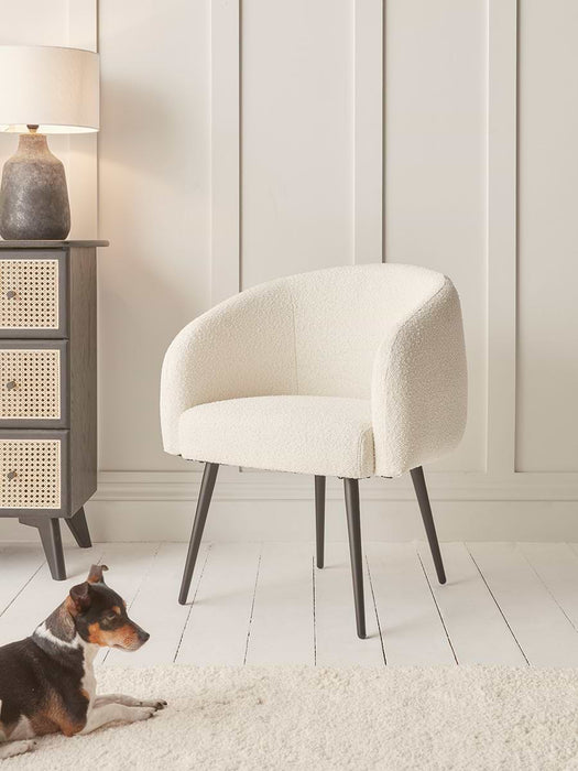 Bouclƒ© Tub Chair