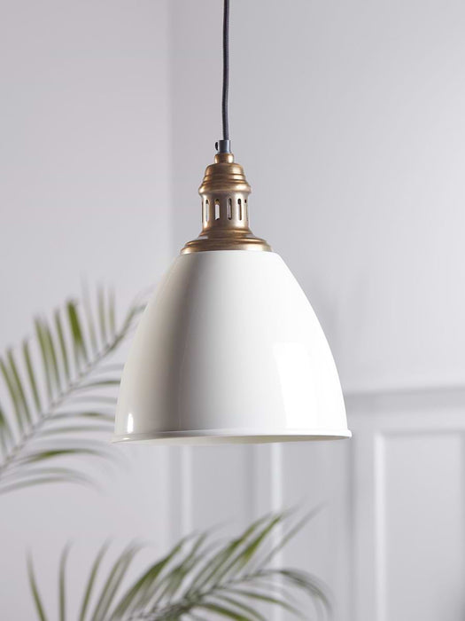 White & Brass Metal Pendant