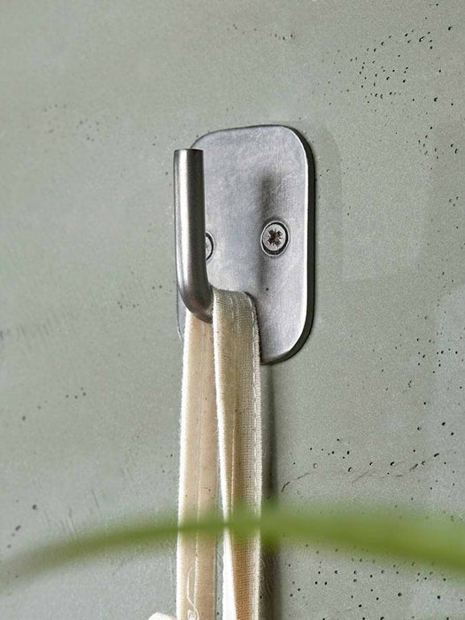 Distressed Zinc Single Hook