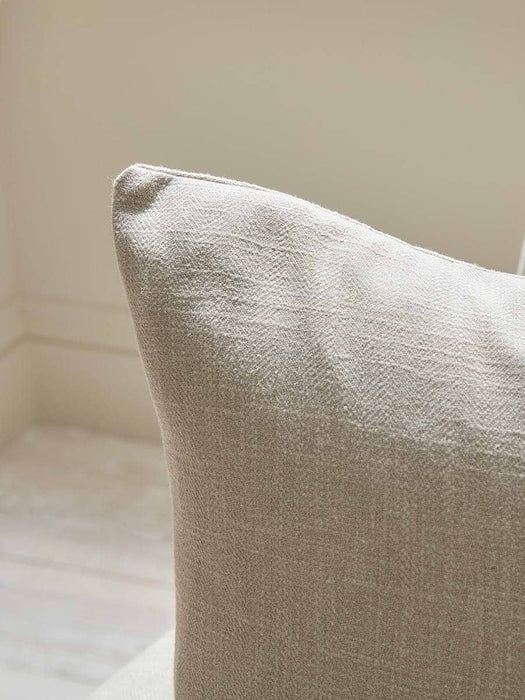 Visby Loveseat â€“ Sand Herringbone