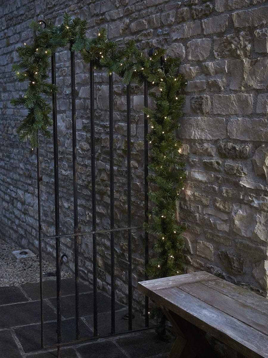 Outdoor Solar Pre-Lit Garland