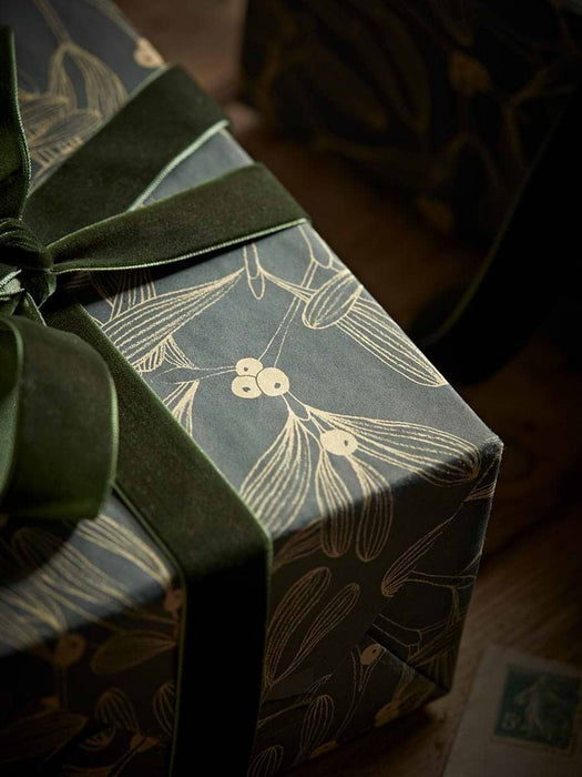 Mistletoe Recycled Wrapping Paper - 10m