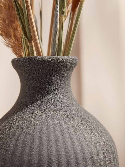 Black Lara Vase - Medium