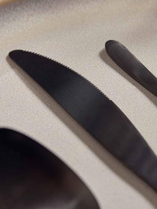 Sixteen Piece Cutlery Set - Matte Black