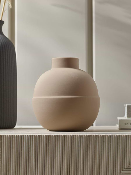 Rounded Bud Vase