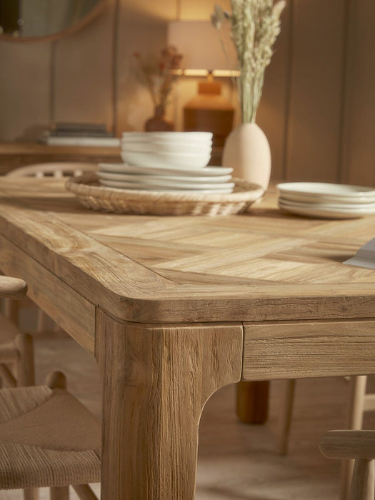 Vaughan Dining Table