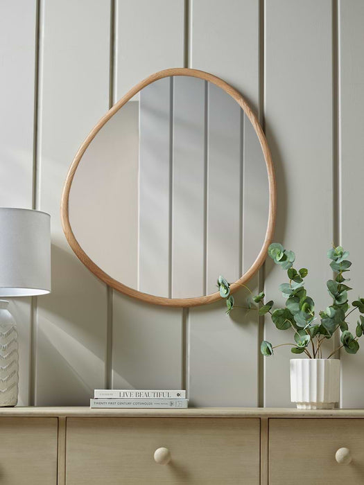Rae Mirror