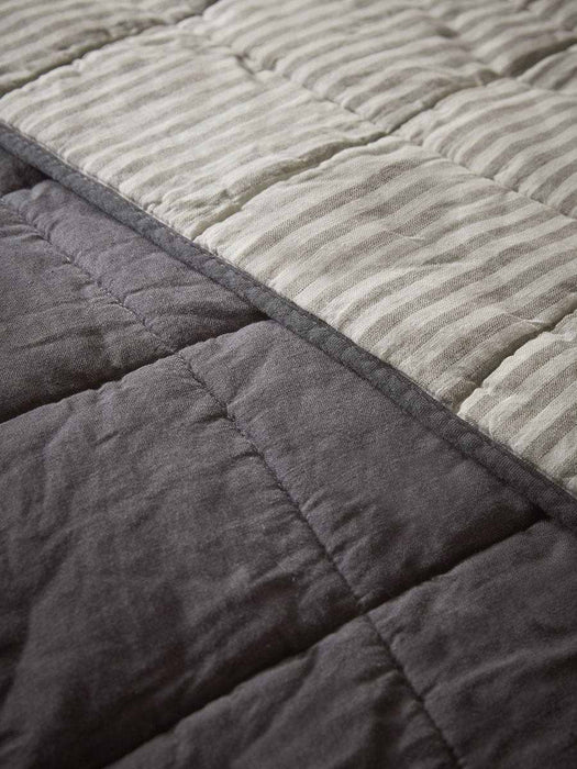 Banlieue Reversible Bedspread