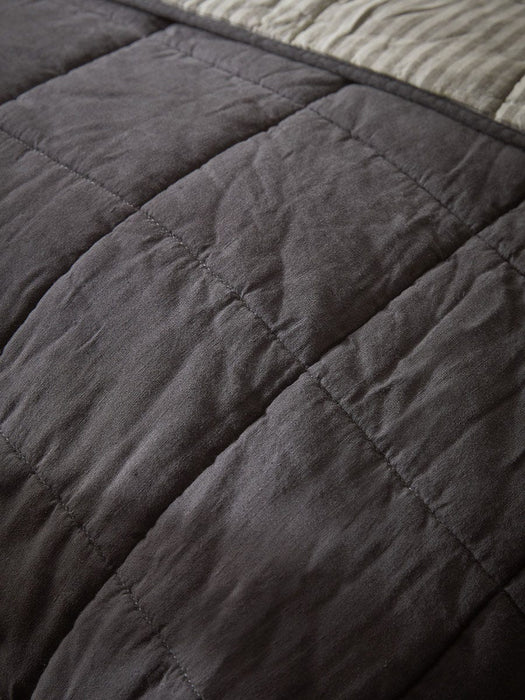 Banlieue Reversible Bedspread