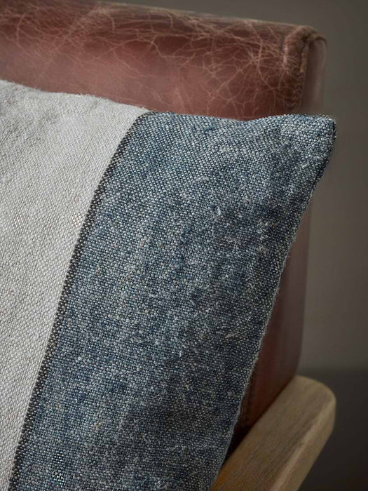 Calima Cushion