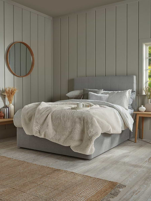 Supersoft Faux Fur Throw - Arctic Fox