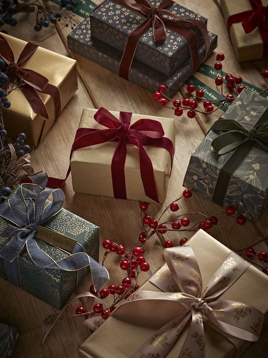 Mistletoe Recycled Wrapping Paper - 10m