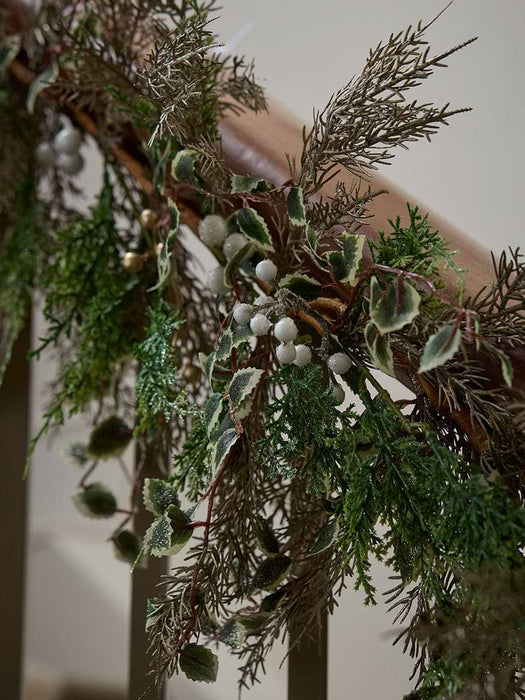 Sumptuous Faux Holly & Fir Garland