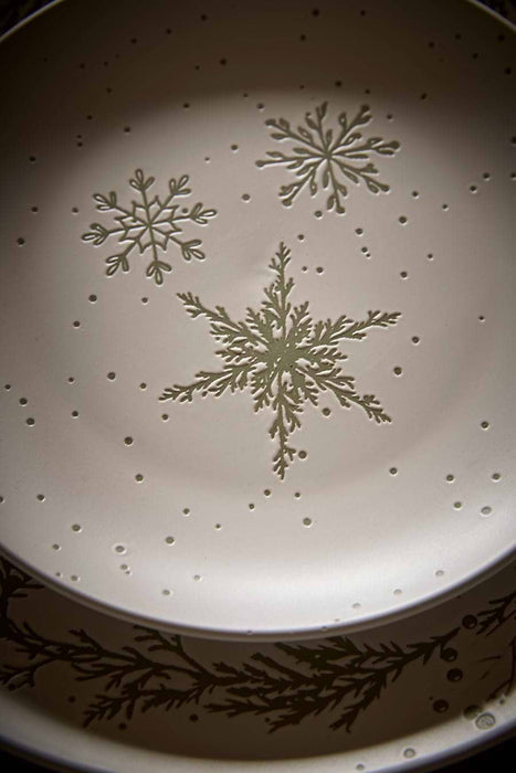 Four Speckled Christmas Dinner Plates