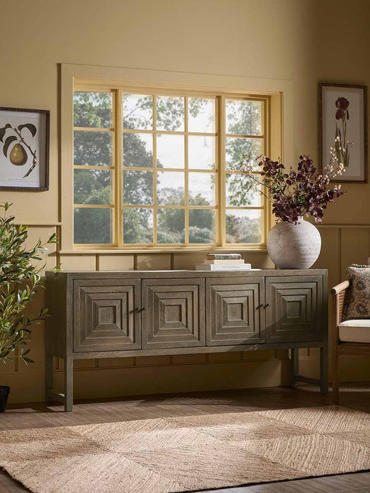 Imma Sideboard