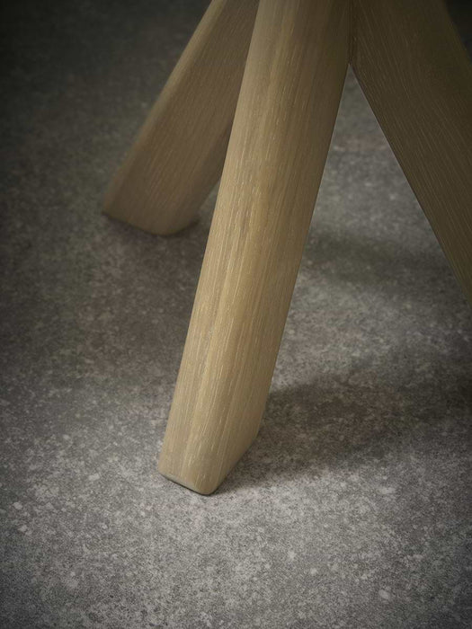 Edvin Side table