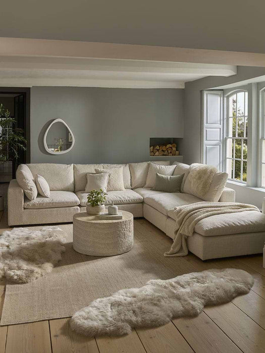 Ari Chaise Sofa
