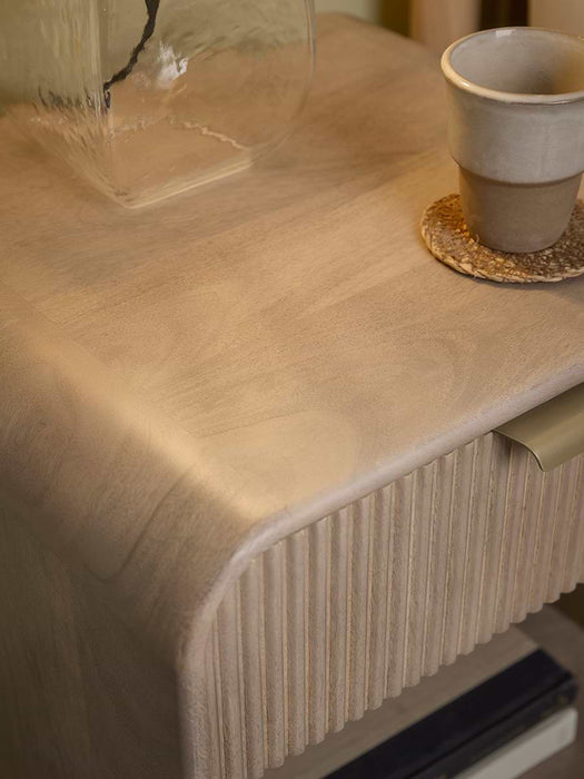 Lija Side table