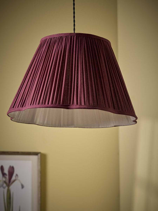 18cm Mulberry Scalloped Shade