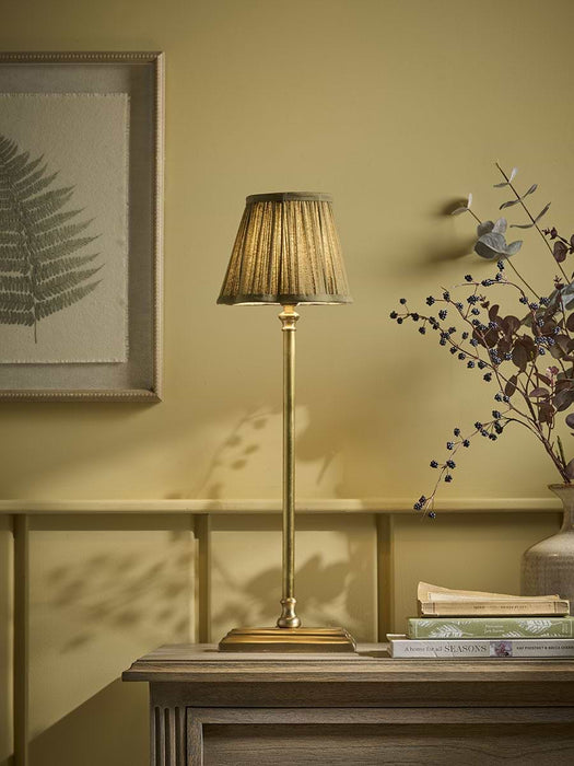 18cm Olive Scalloped Shade