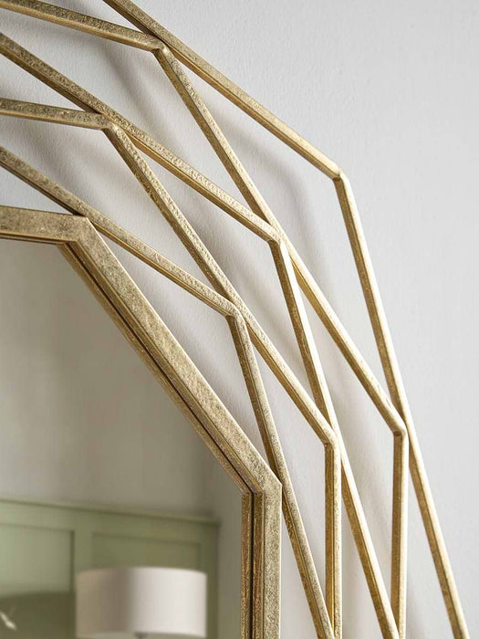 Aino Mirror