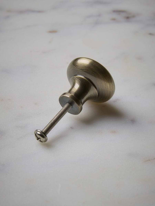 Round Knob - Antique Brass