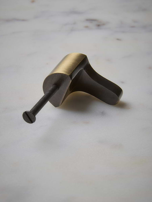 Curved Drop Pull - Antique Brass