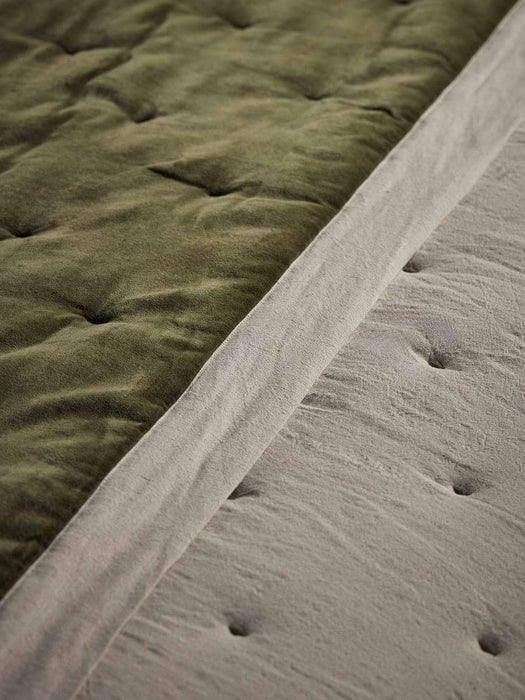 Reversible Velvet & Cotton Linen Kingsize Quilt - Moss Green