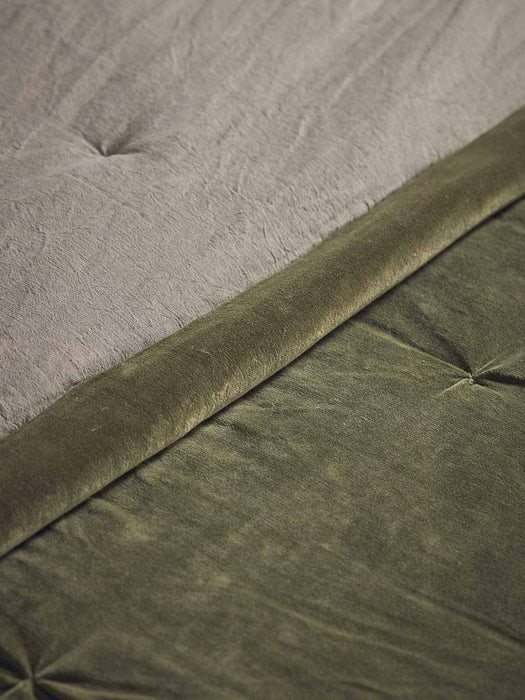 Pintucked Velvet & Cotton Linen Kingsize Quilt - Moss Green