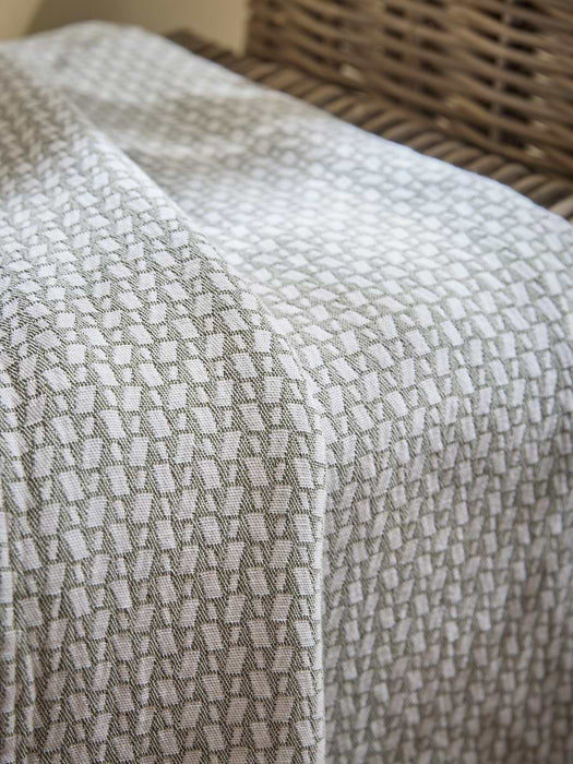 Fellford Throw - Sage Green