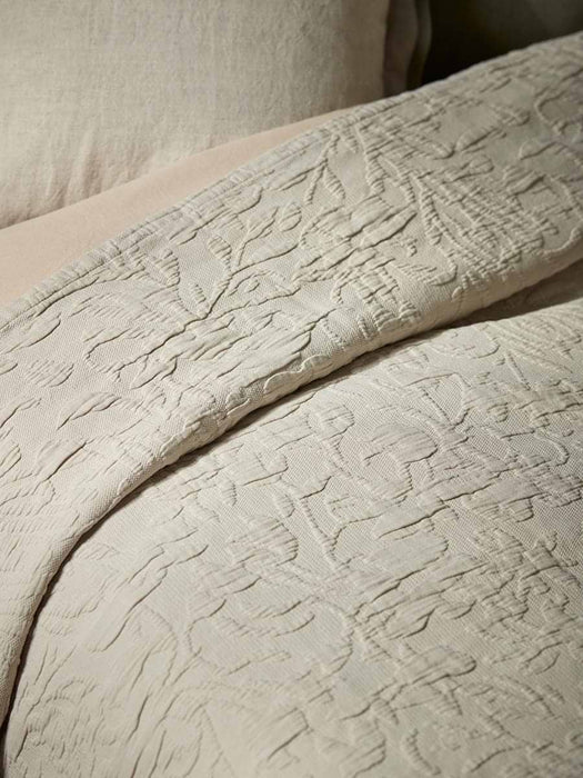 Astrid Bedspread - Chalk