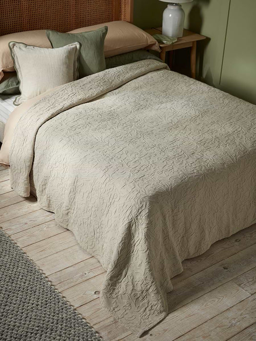 Astrid Bedspread - Chalk