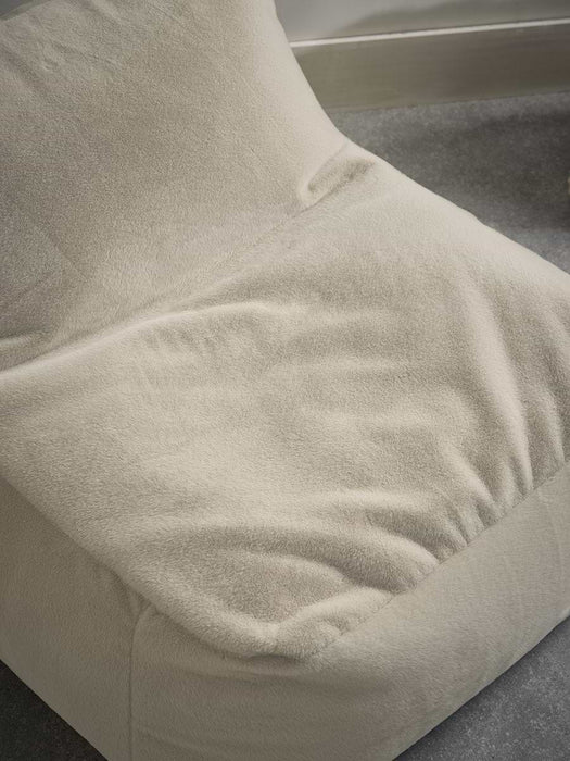 B Chair in Short Pile Fur
