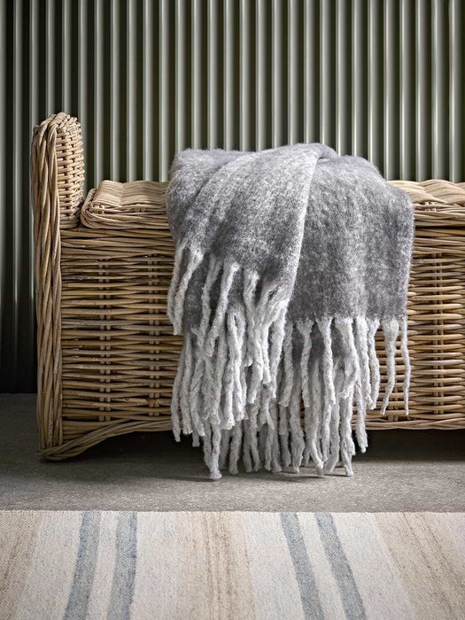 Cosy Doze Throw - Charcoal
