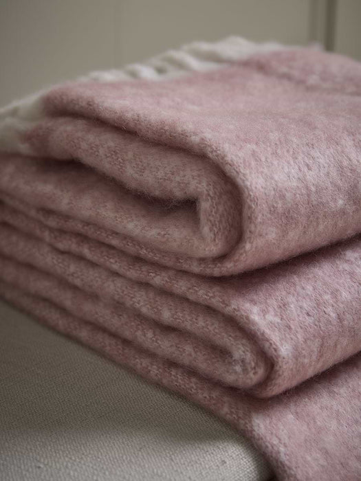 Cosy Doze Throw - Blush
