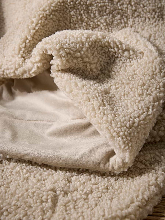 Cosy Luxe Faux Shearling Throw - Natural