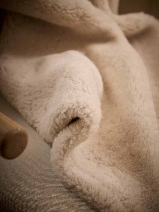 Classic Sheepskin Throw