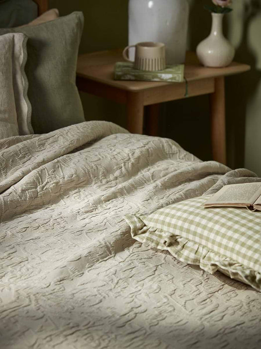 Astrid Bedspread - Chalk