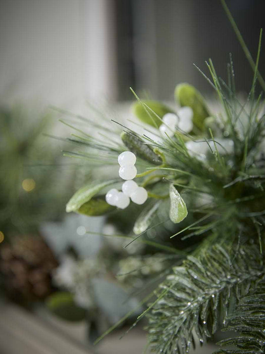 Mistletoe & Pine Pre-Lit Garland