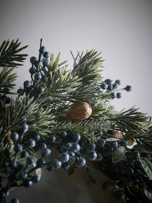 Frosted Faux Juniper & Spice Wreath