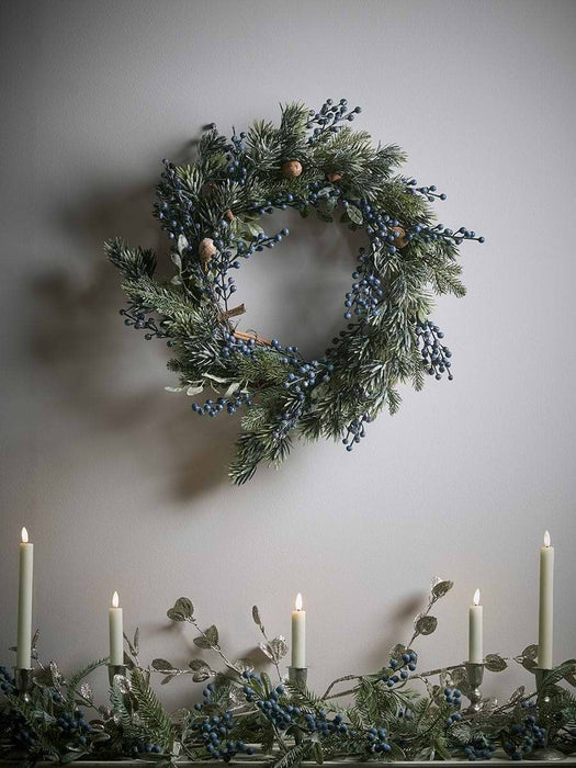 Frosted Faux Juniper & Spice Wreath