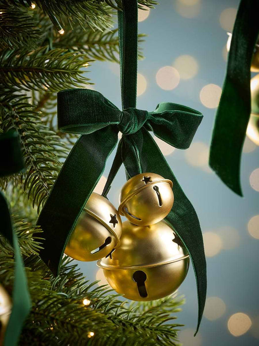 Six Hanging Bow Bell Clusters